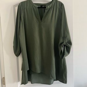 Oversized matte silk like dress shirt, hunter green
